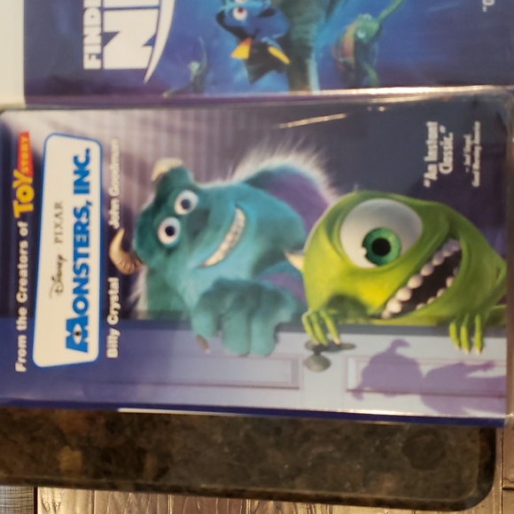Disney Pixar lot of vhs - Picture 2 of 5